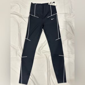 Nike x SoulCycle Swoosh Leggings
